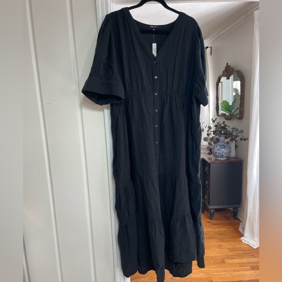Madewell Lightspun Button-Front Tiered Midi Dress - Picture 5 of 8